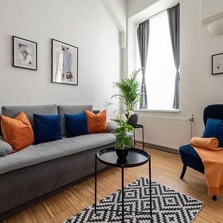 Pristine 1Br Steps From City By Hm Vienna Esterno foto