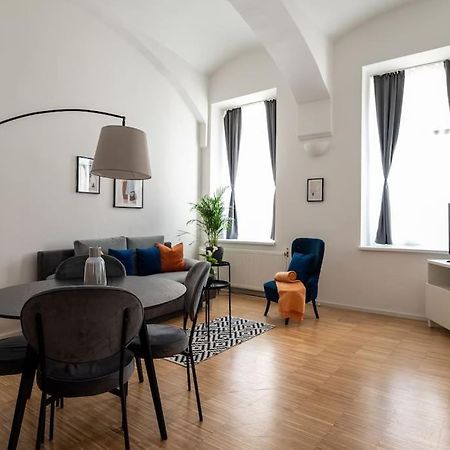 Pristine 1Br Steps From City By Hm Vienna Esterno foto