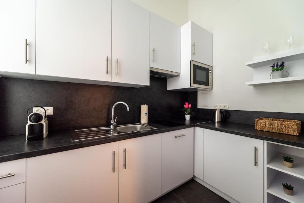 Pristine 1Br Steps From City By Hm Vienna Esterno foto